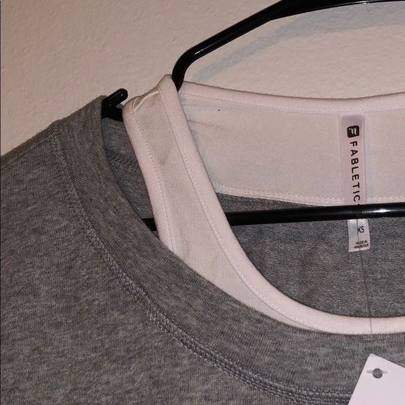 fabletics top - Picture 3 of 3